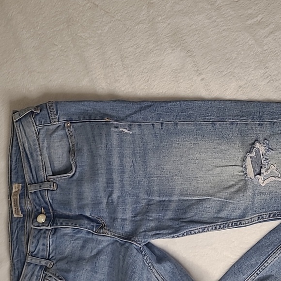 Zara Badic denim Jean with pearl detail - Picture 5 of 9